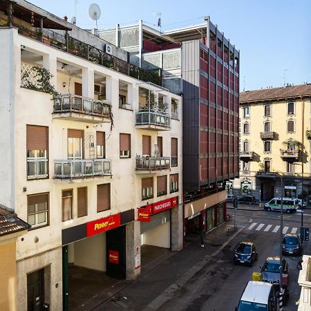 A Yellow Touch - Modern Studio In Isola Milano Milão Exterior foto