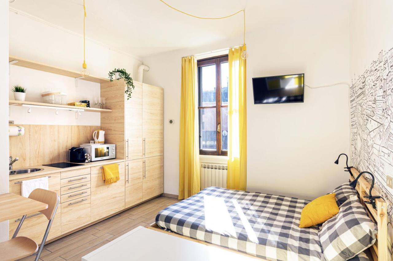 A Yellow Touch - Modern Studio In Isola Milano Apartamento Exterior foto