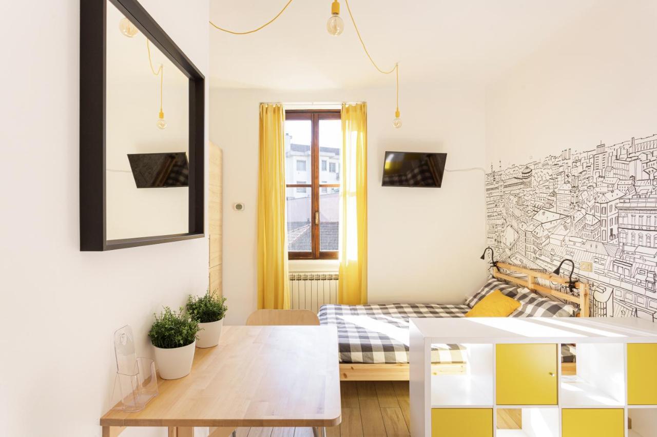 A Yellow Touch - Modern Studio In Isola Milano Milão Exterior foto