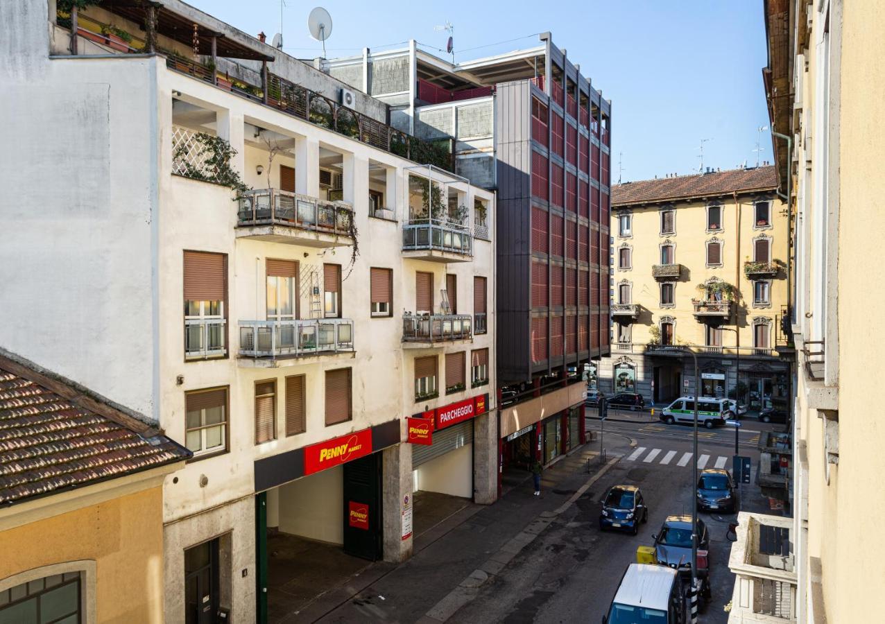 A Yellow Touch - Modern Studio In Isola Milano Milão Exterior foto